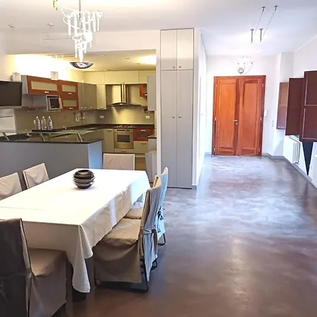 Appartement Crivelli-penthouse *